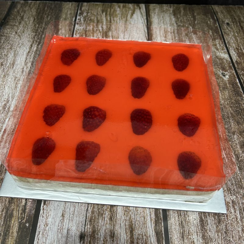 Strawberry Jelly Heart Cheese Cake