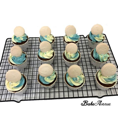 Blue White Theme Macaron Cupcakes