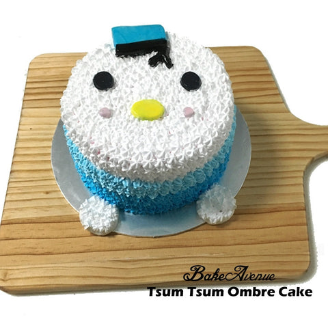 Tsum Tsum Donald Duck Cake