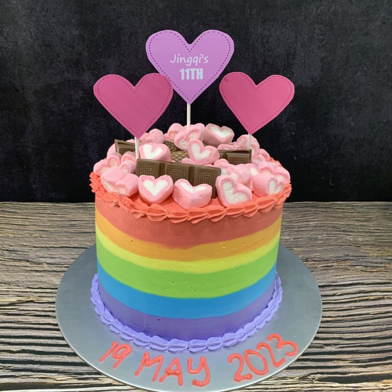 Heart Paper Topper Rainbow Cake with marshmallows & choc
