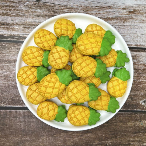 Pineapple Design Macarons
