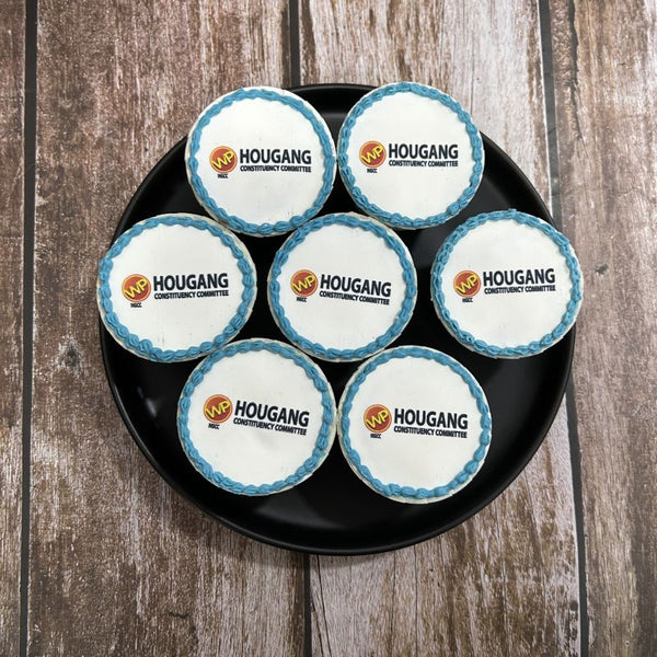 "Customised Your Own icing image" Cupcakes