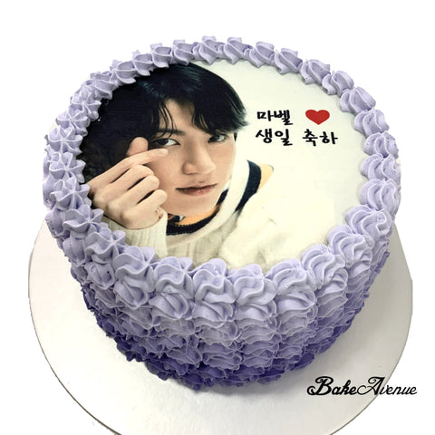 Kpop BTS (Jung Kook) icing image Ombre Cake