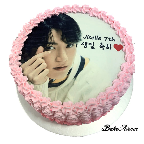Kpop BTS (Jung Kook) icing image Ombre Cake