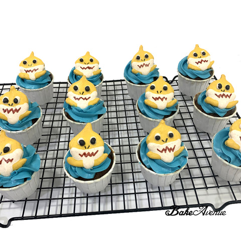 Baby Shark Macaron Cupcakes