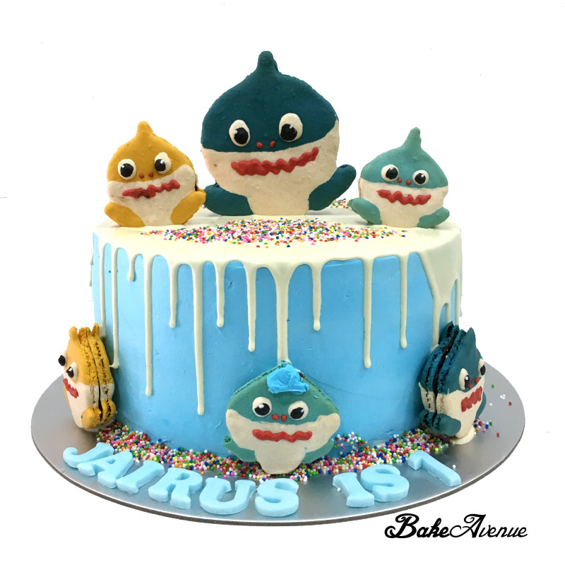 Baby Shark Macaron Toppers Drip Cake