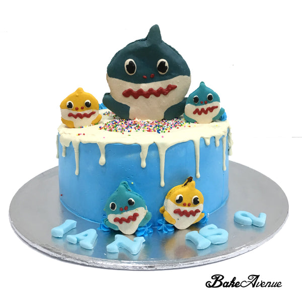 Baby Shark Macaron Toppers Drip Cake