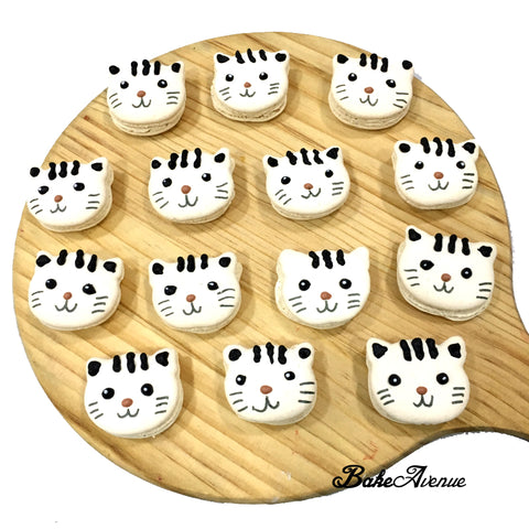 Cat Macarons (White)