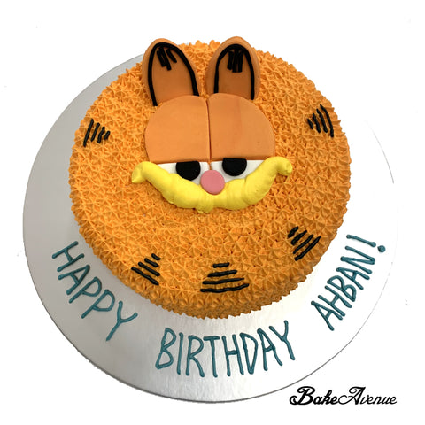 a birthday cake decorated to look like garfield the cat | Stable Diffusion  | OpenArt