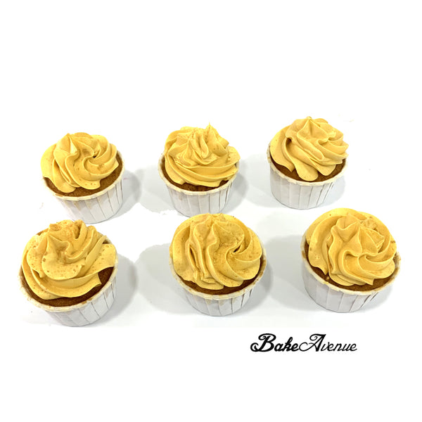Colored Buttercream with Gold Cupcakes (Customise Your Own Color)