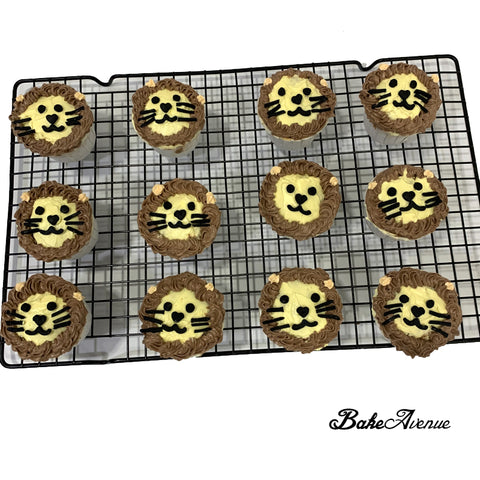 Safari Theme Cupcakes - Lion