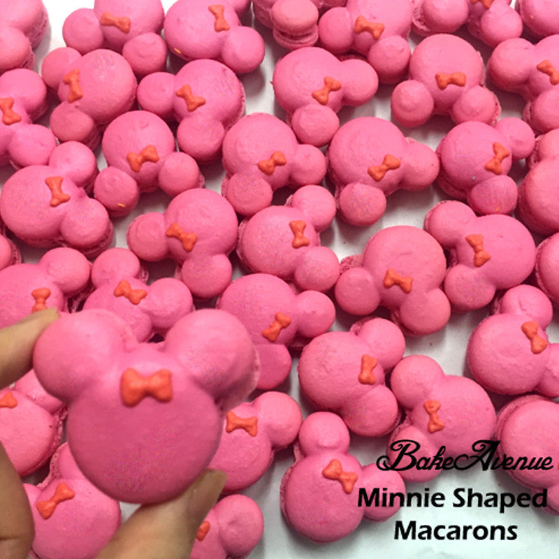 Minnie Shaped Macarons