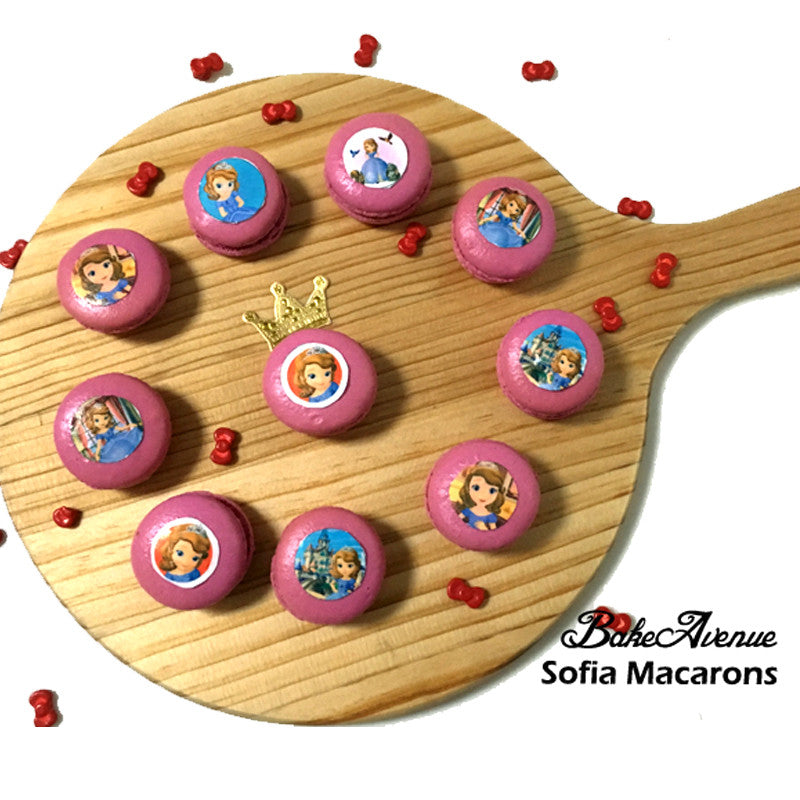 Sofia (Round with icing image) Macarons