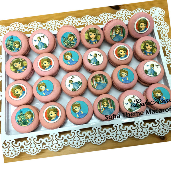 Sofia (Round with icing image) Macarons