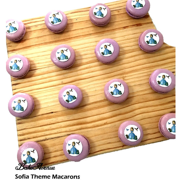 Sofia (Round with icing image) Macarons