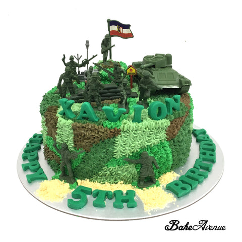 Soldier/ Army Theme Ombre Cake