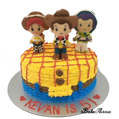 Toy Story Macaron Topper Ombre Cake (With woody clothes design)