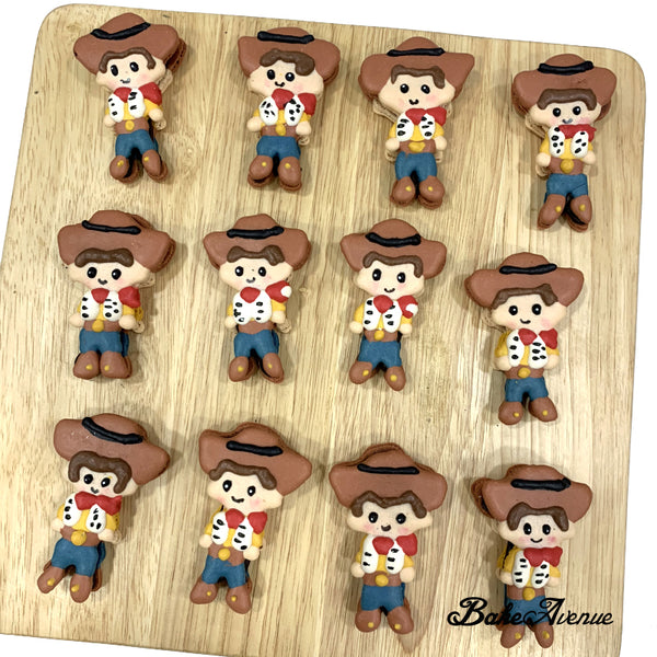 Toy Story - Woody (Full Body) Macarons Design