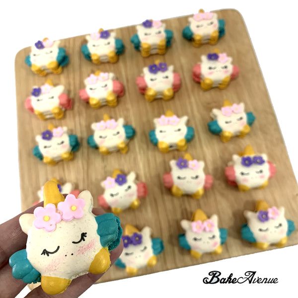 Unicorn Face (with wings) Macarons