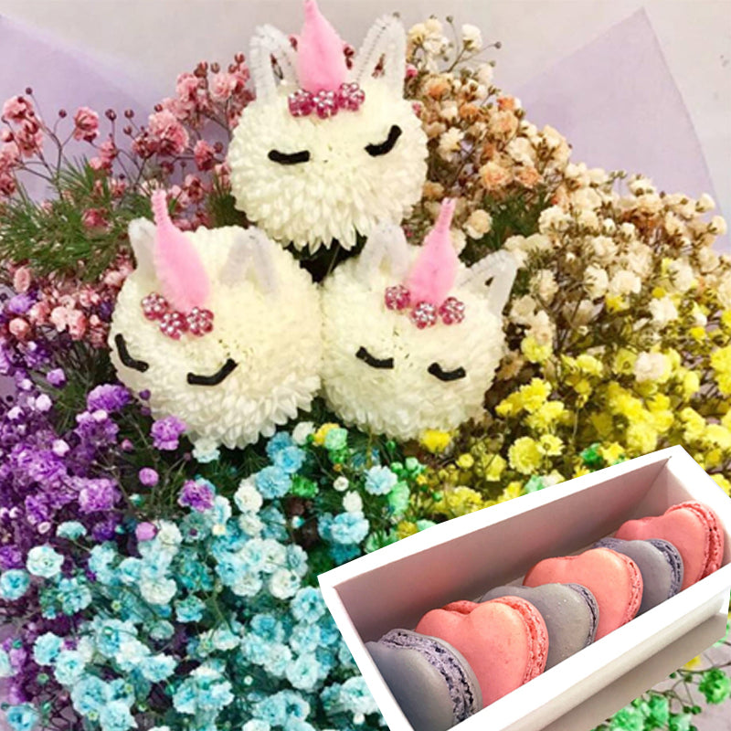 Valentine's Day Special - Flowers + Macarons + Tea